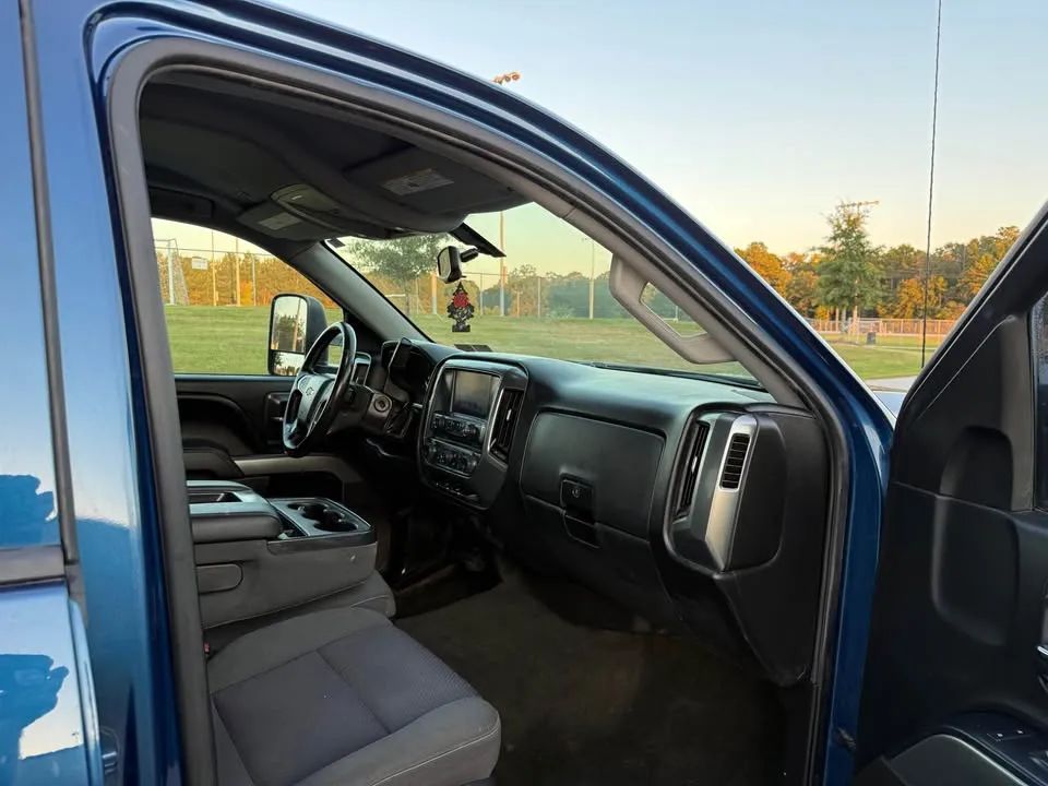 Chevrolet Silverado 1500 LT Double Cab 4WD (2017) - Gasoline